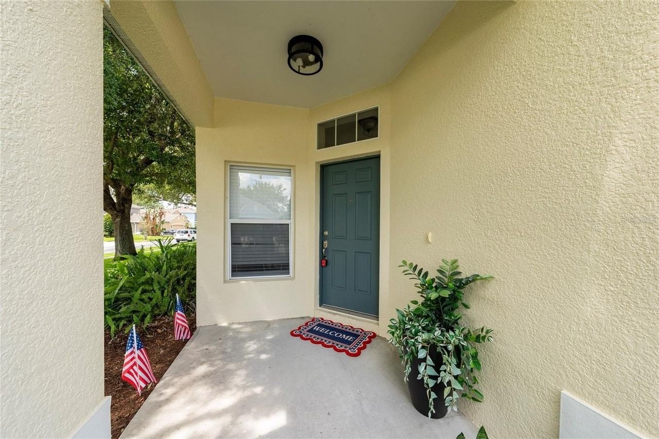 9724 Myrtle Creek Ln - Photo 4 of 50