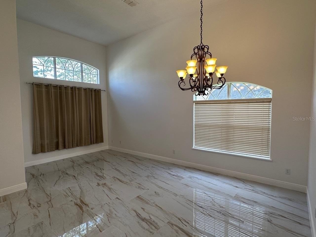 844 Spring Oak Cir - Photo 6 of 28