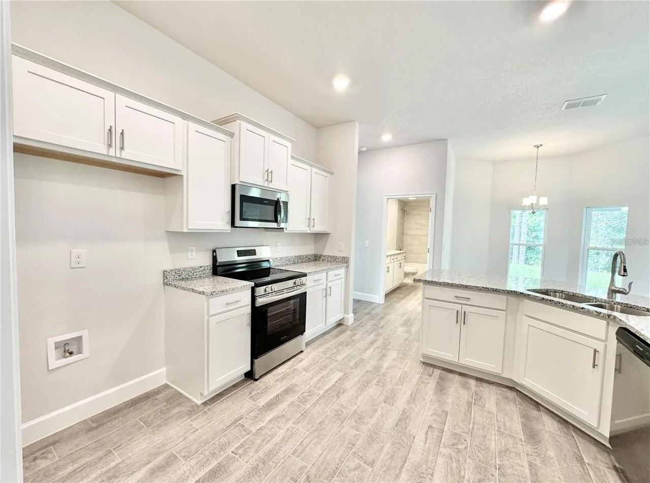 17745 Sw 72nd Street Rd - Photo 2 of 37