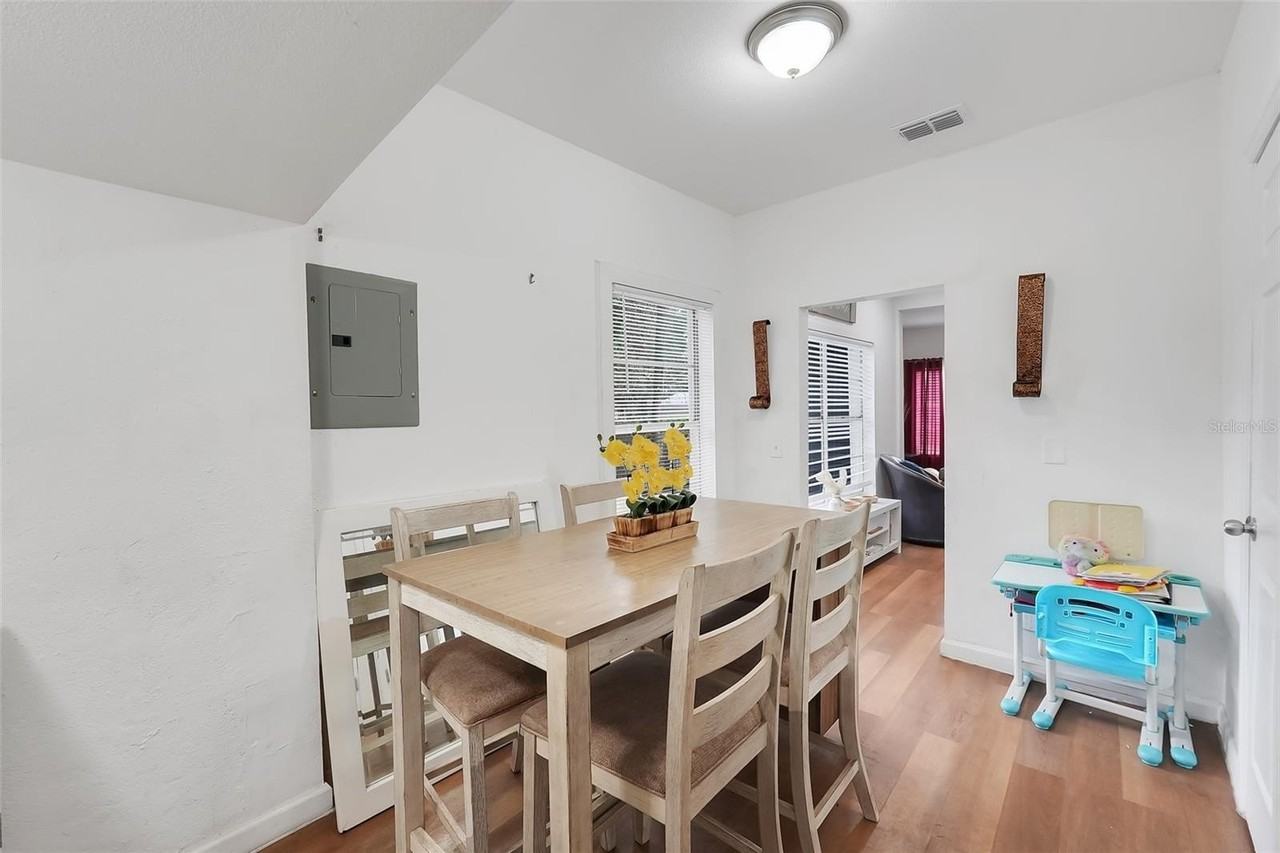 1313 4th St Ne - Photo 6 of 20