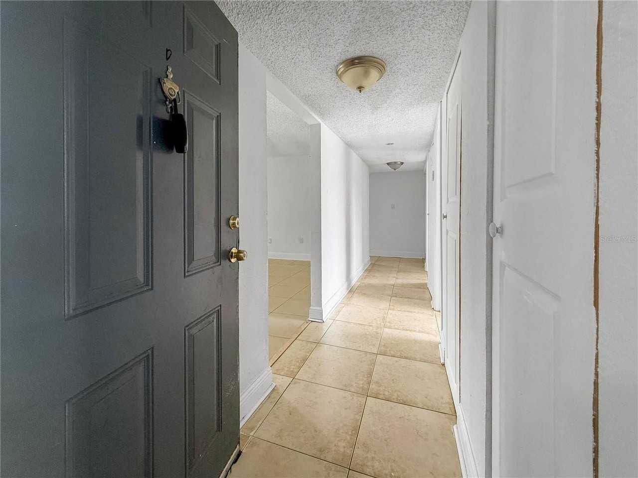 4709 S Texas Ave #4709D - Photo 4 of 18