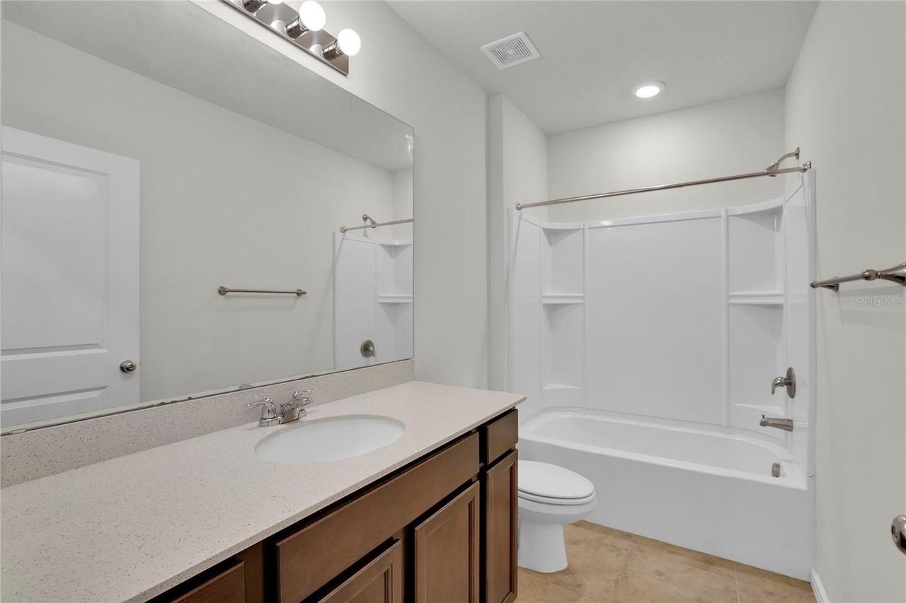7425 Catania Loop - Photo 5 of 10