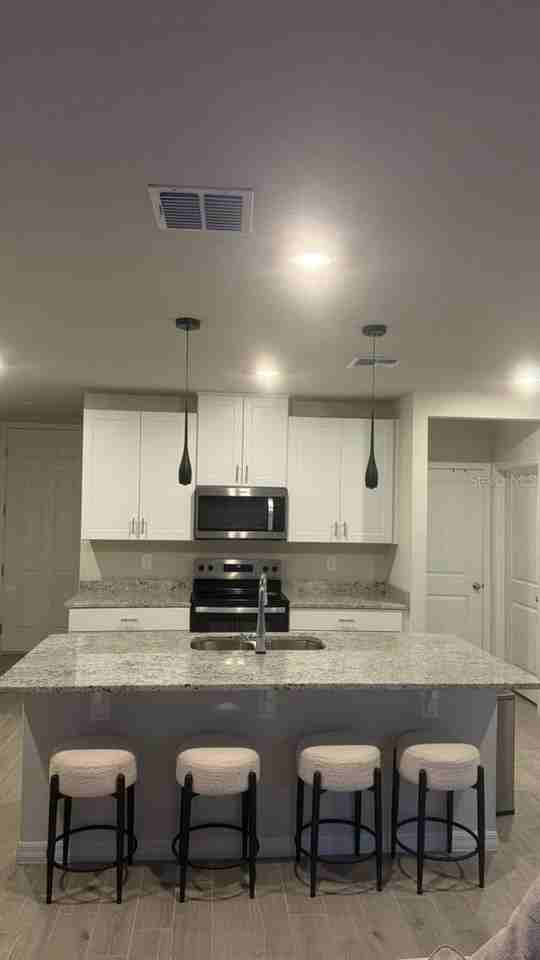 7630 Intrepid Rd - Photo 3 of 11