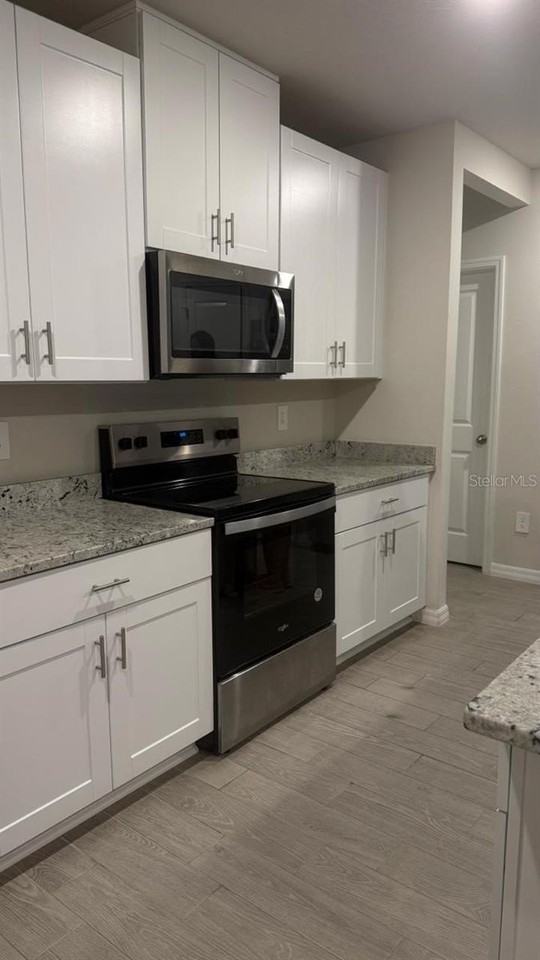 7630 Intrepid Rd - Photo 4 of 11