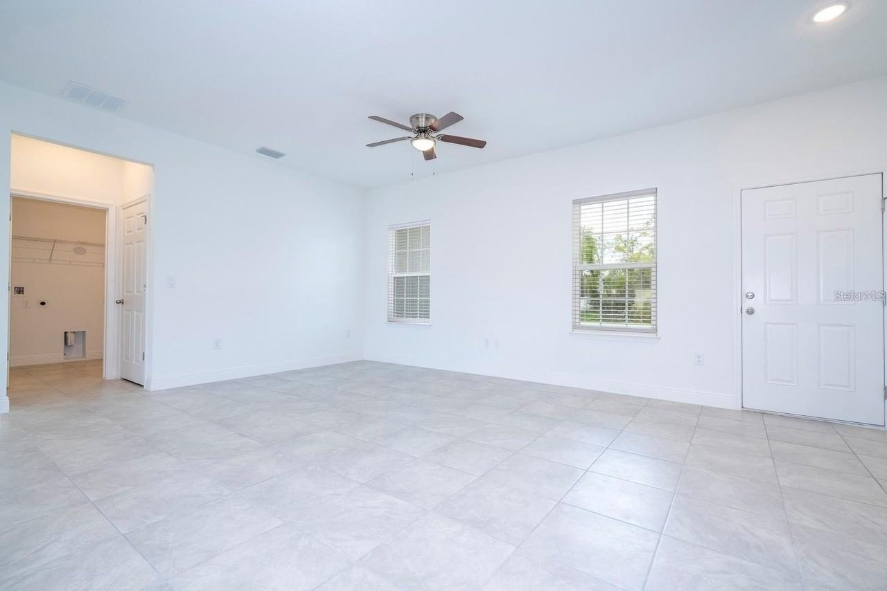 16919 Sw 37th Terrace Rd - Photo 4 of 29