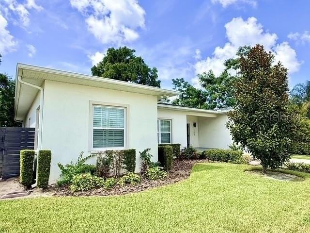 2408 Corrine Dr - Photo 2 of 29