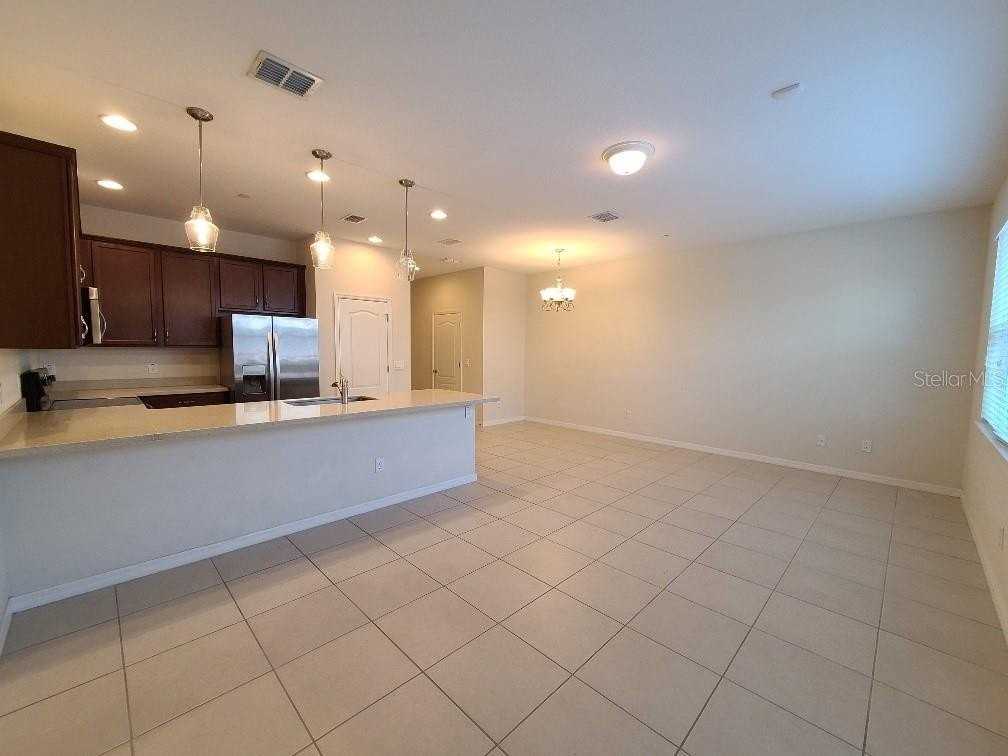 1039 Taramundi Dr - Photo 4 of 23