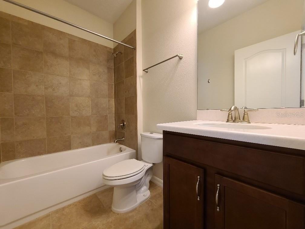 1039 Taramundi Dr - Photo 5 of 23