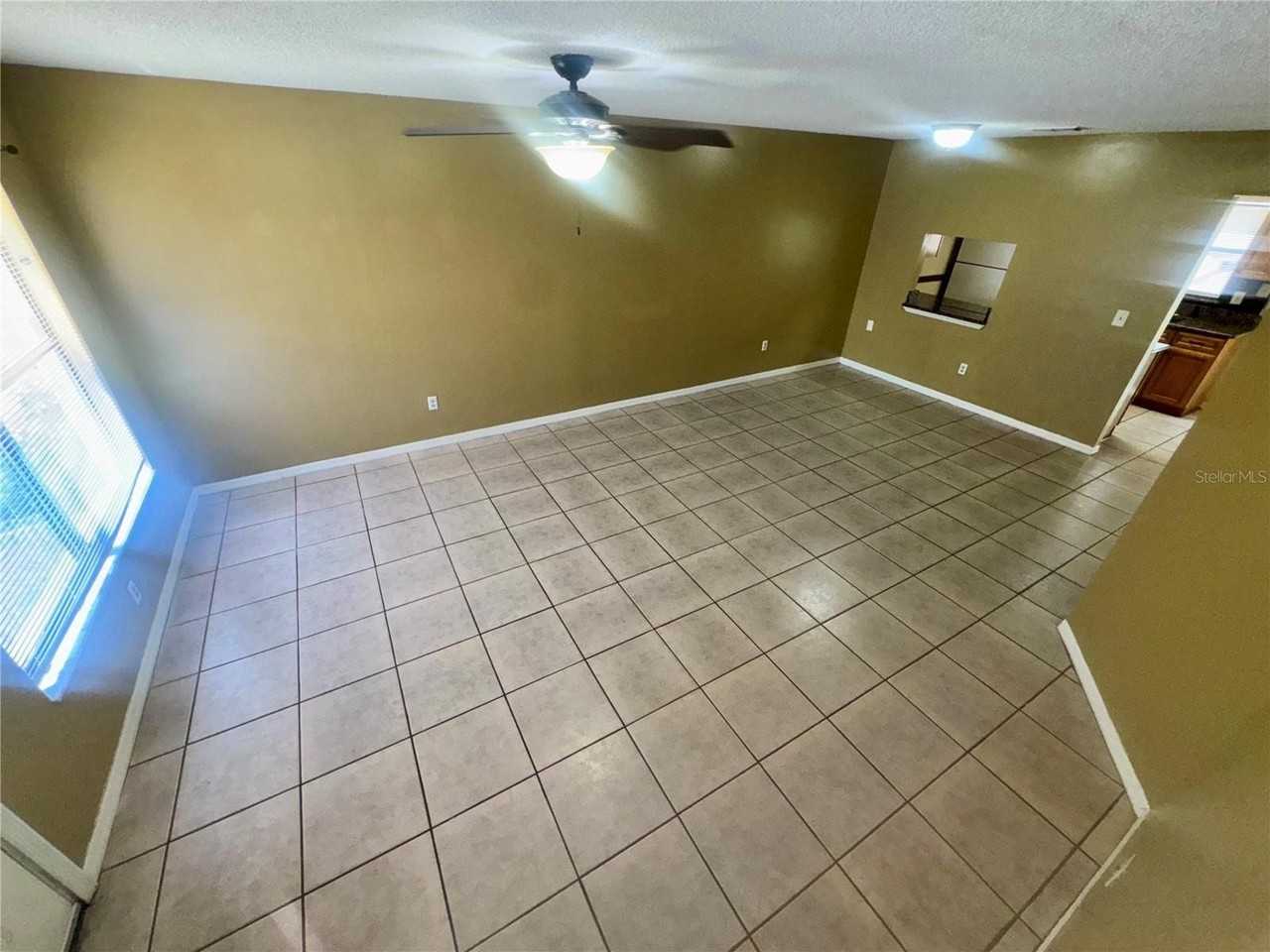 1605 Shady Ridge Ct - Photo 3 of 22