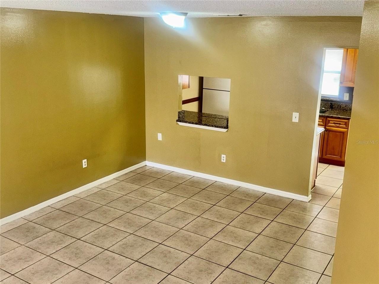 1605 Shady Ridge Ct - Photo 4 of 22