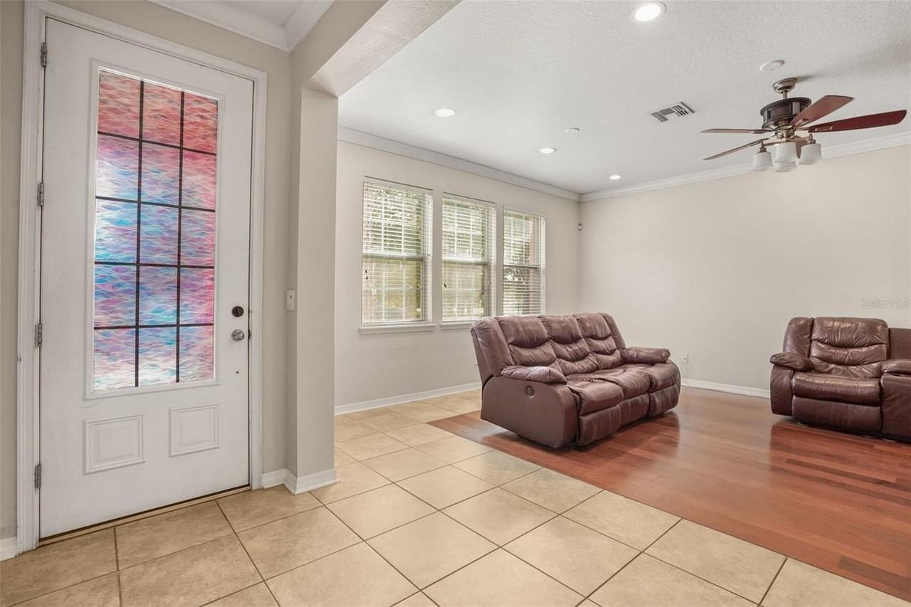 561 Telfair Square Ct - Photo 3 of 35