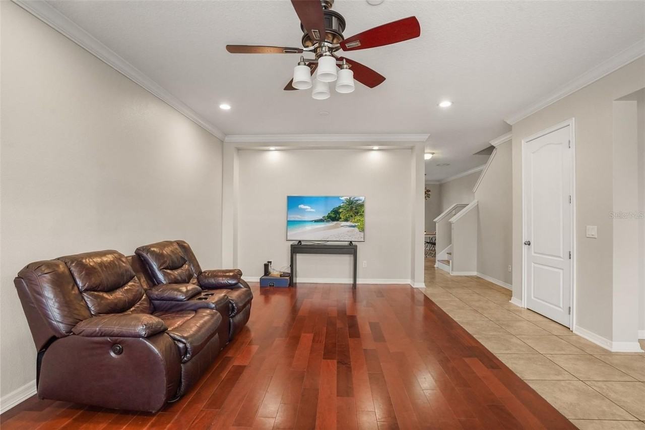 561 Telfair Square Ct - Photo 7 of 35