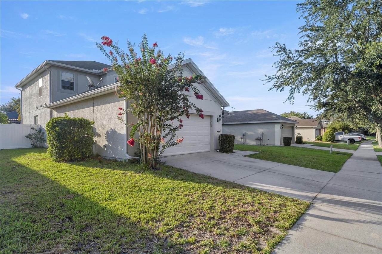 4073 Sw 47th Ct - Photo 3 of 50