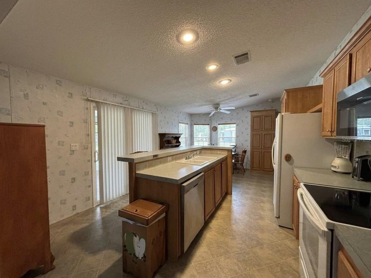 5320 Laurel Oak Dr - Photo 7 of 22