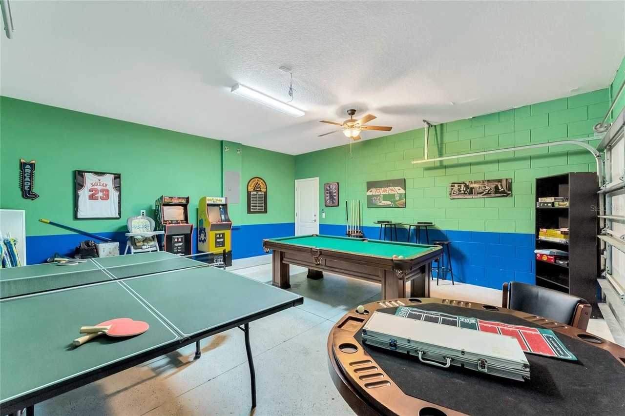 4348 Acorn Ct - Photo 6 of 33