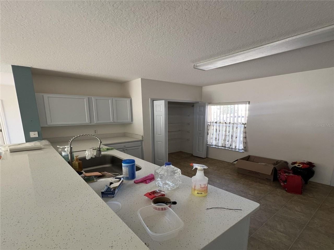 735 Colville Pl - Photo 4 of 9