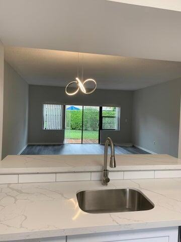 6606 Villa Sonrisa Drive - Photo 5 of 8