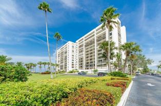 1460 Gulf Blvd #1105 - Photo 1 of 1