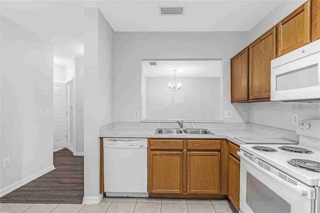 9519 Newdale Way #201 - Photo 3 of 24