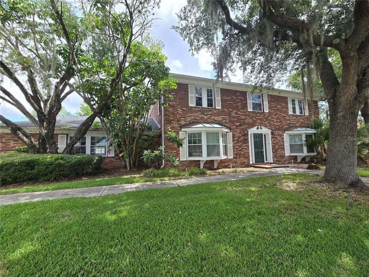 300 Cypress Creek Cir