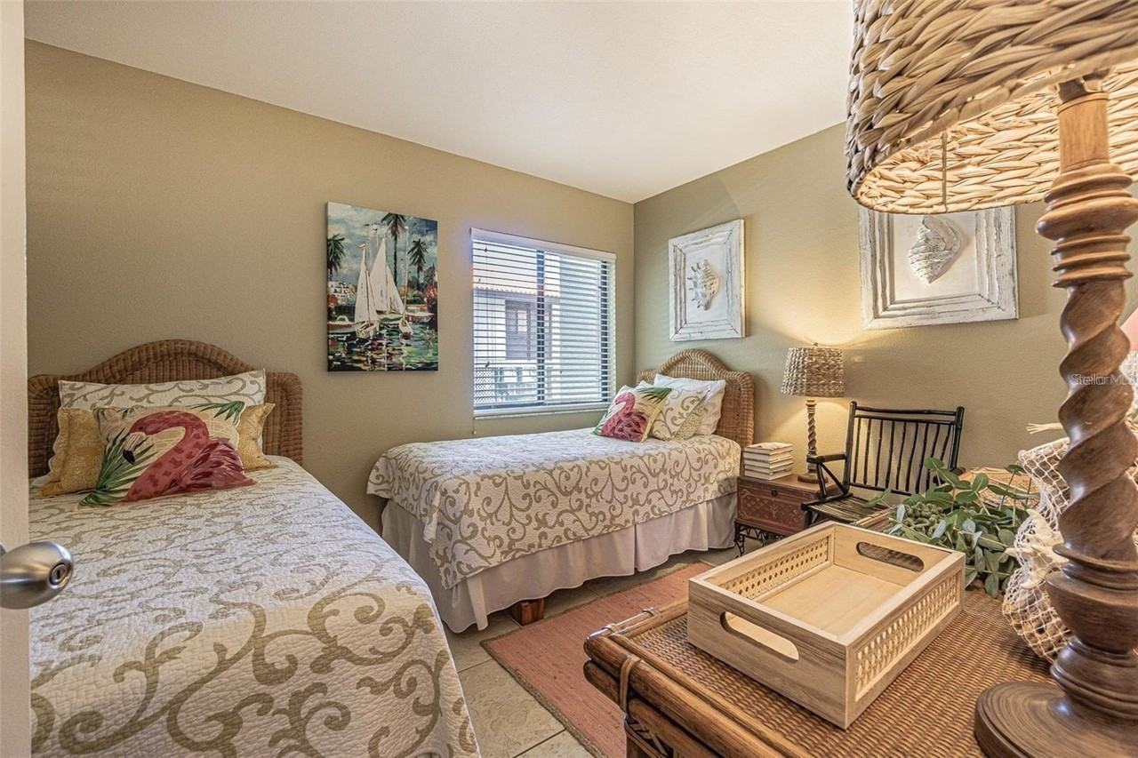 1515 Pinellas Bayway S #29 - Photo 7 of 15