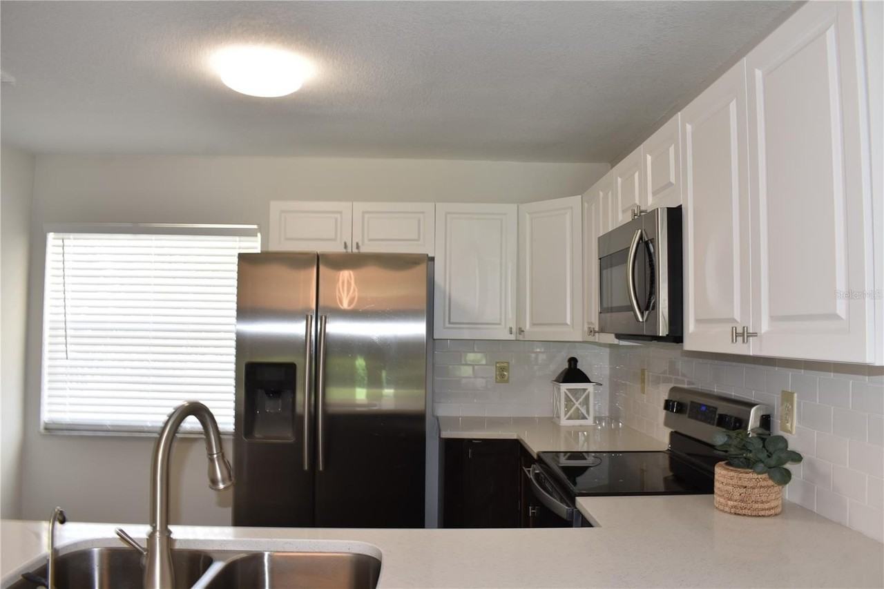 2005 Halmrock Pl #174 - Photo 6 of 29