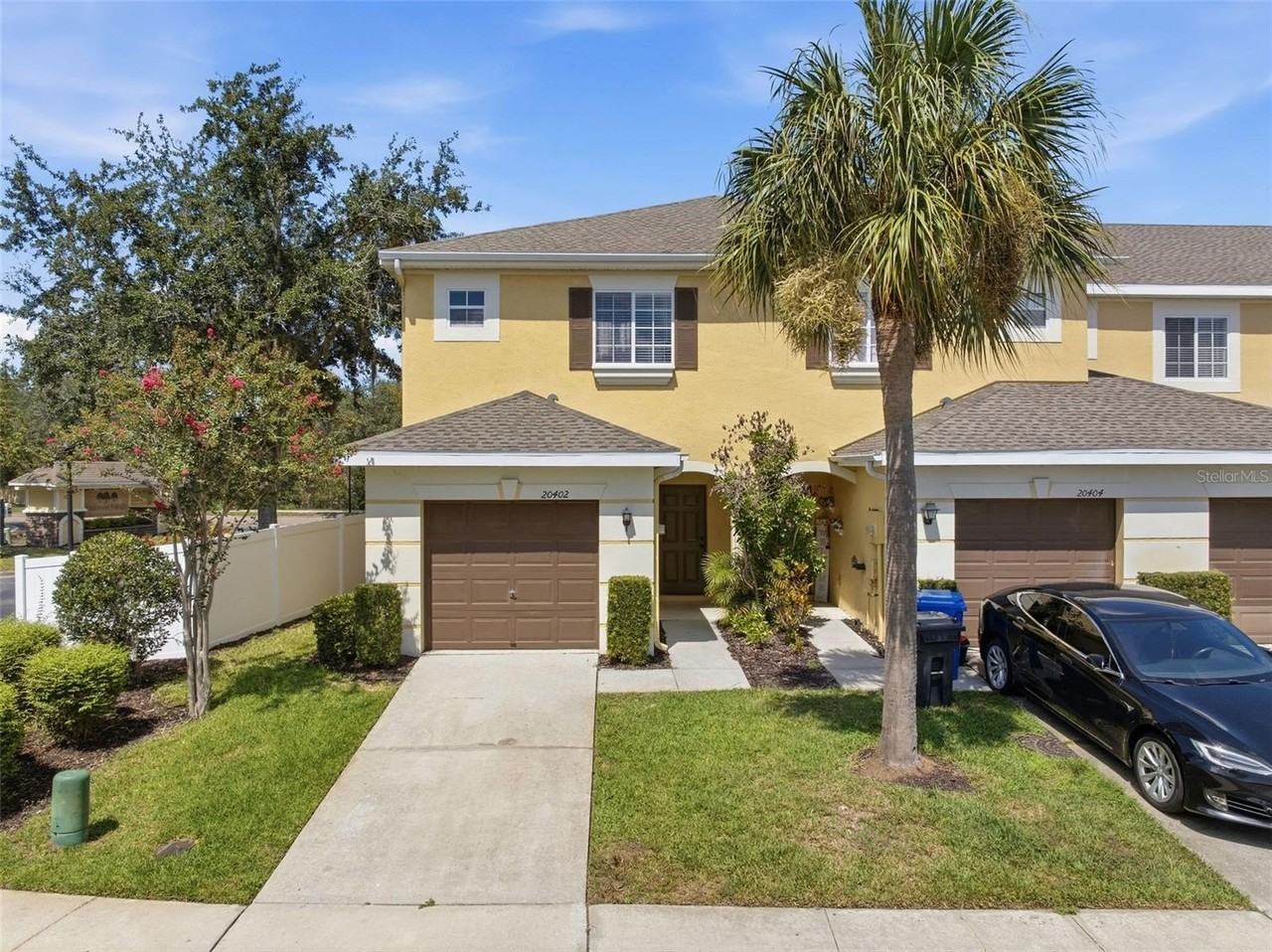 20402 Needletree Dr - Photo 2 of 22