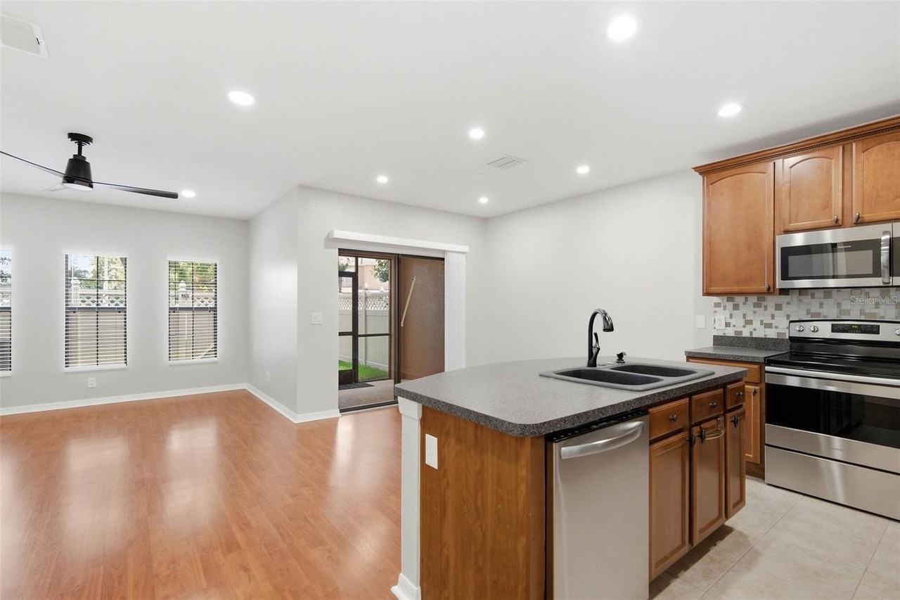 30149 Goodwick Way - Photo 4 of 22