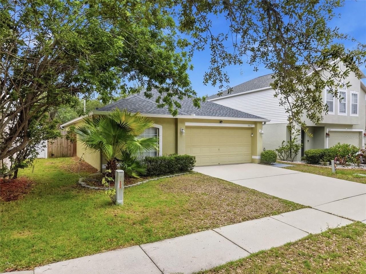 10617 Opus Dr - Photo 2 of 31