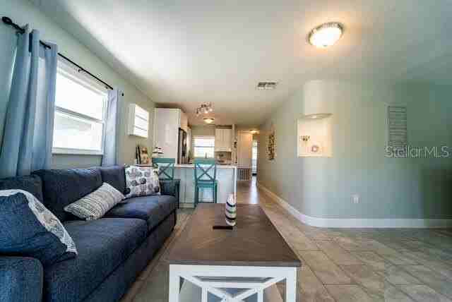 4825 Floramar Ter - Photo 6 of 18