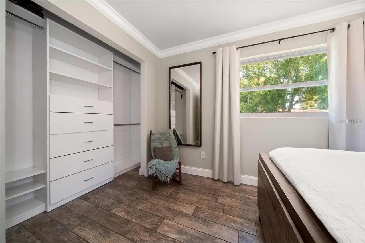 2132 Isabelle St - Photo 5 of 12