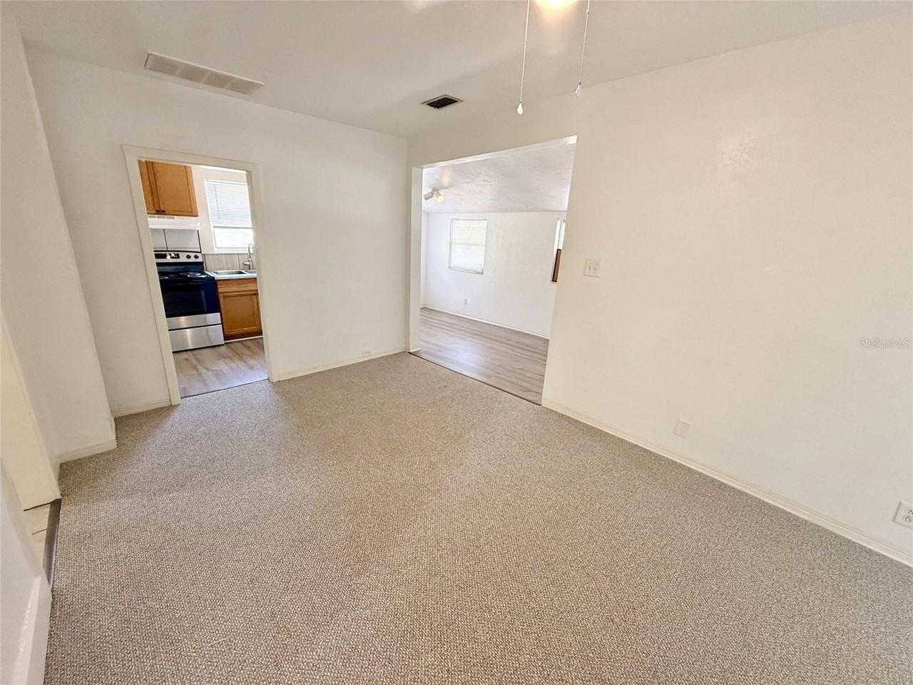 1135 Highland St N #7 - Photo 7 of 19