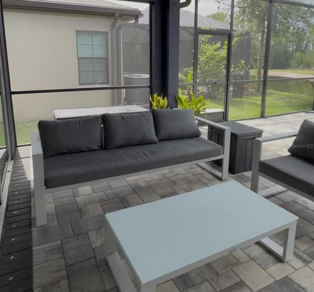 18071 Aero Ave - Photo 4 of 31