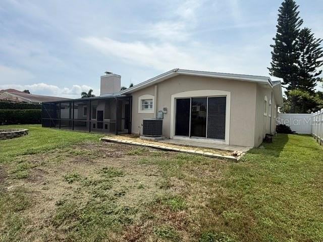 3945 Fontainebleau Dr - Photo 3 of 5