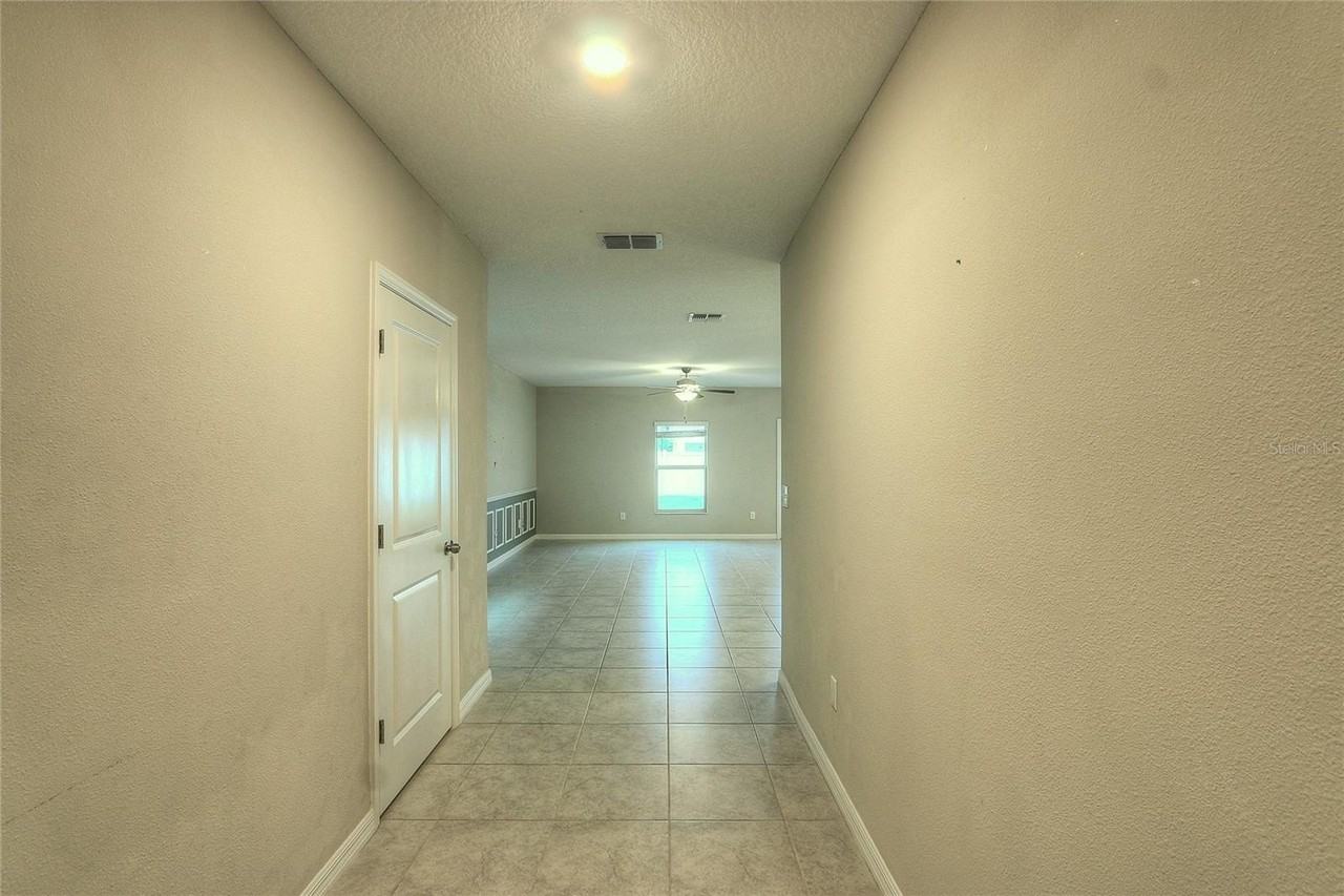 7217 Ronnie Gardens Ct - Photo 5 of 39