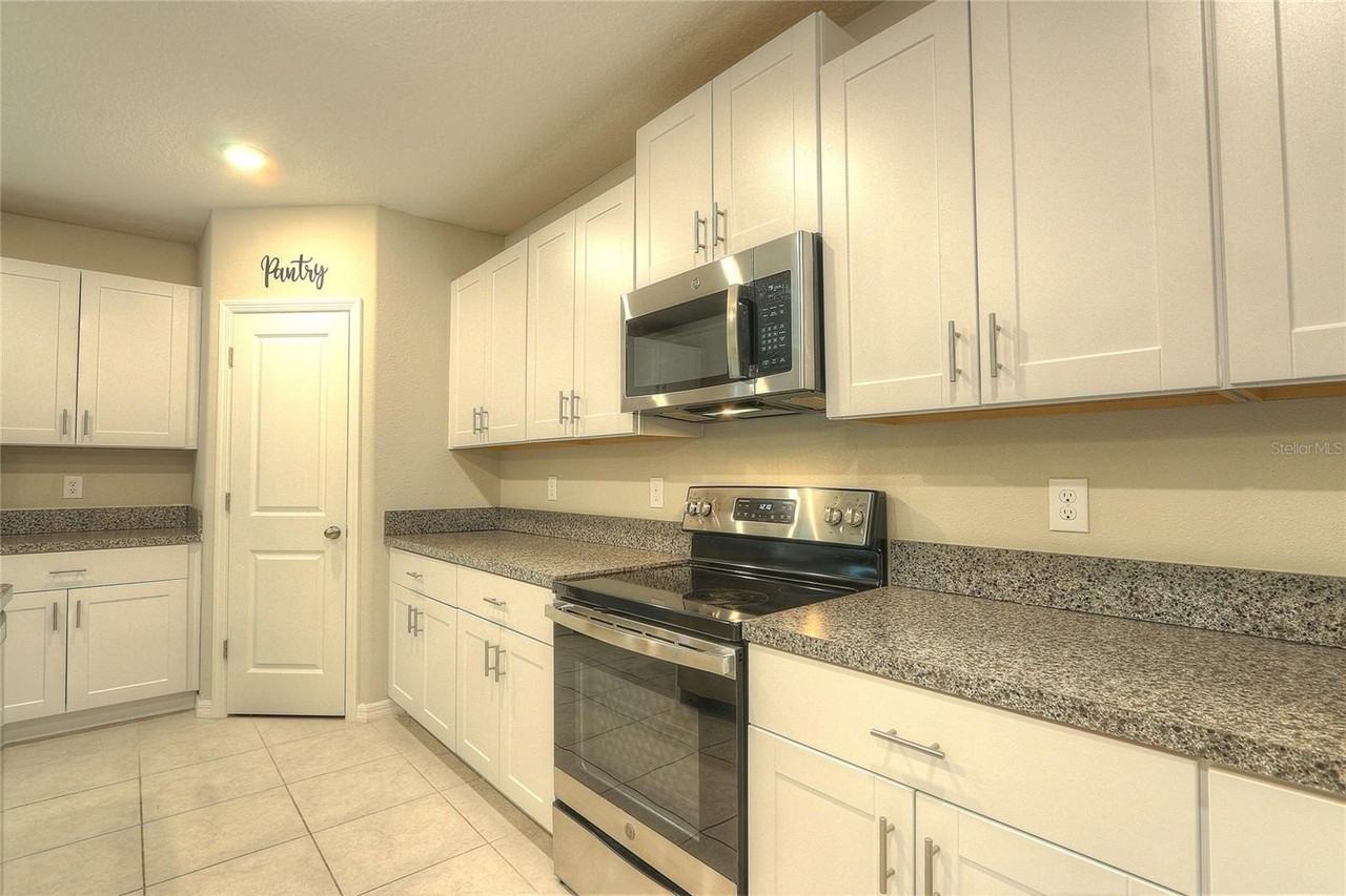 7217 Ronnie Gardens Ct - Photo 7 of 39