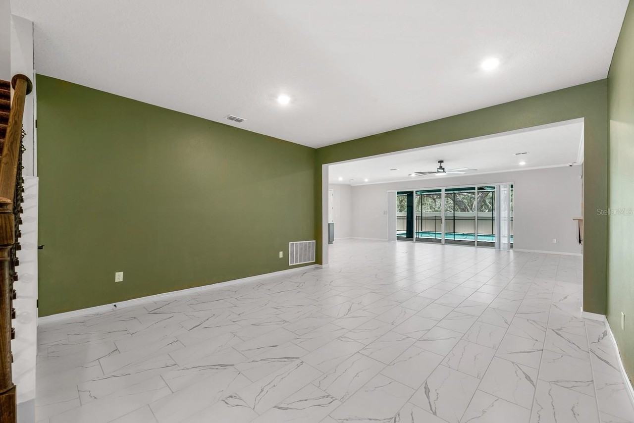 12919 Willow Grove Dr - Photo 4 of 50