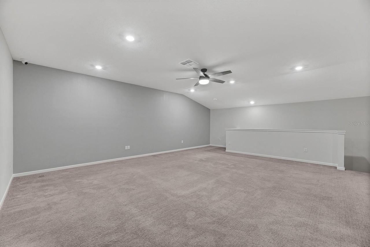 12919 Willow Grove Dr - Photo 5 of 50