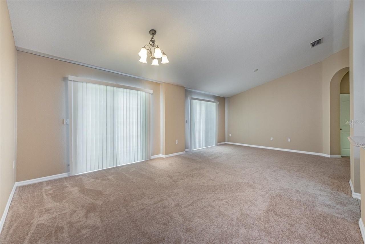 6750 Eagle Feather Dr - Photo 5 of 24