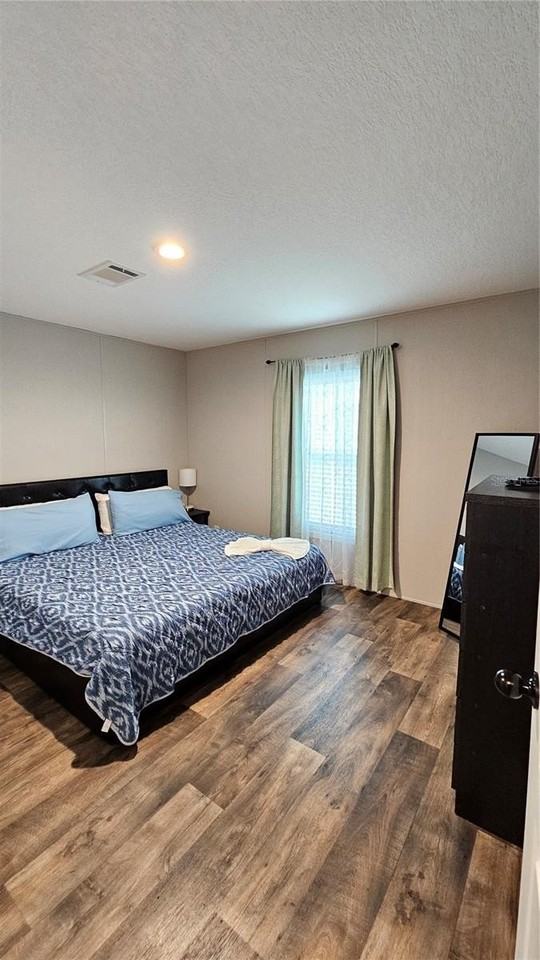 1831 Ruby St - Photo 6 of 32