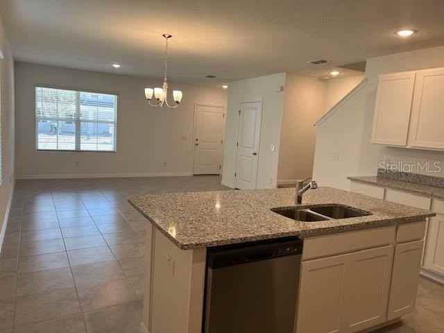 642 Belgrove St - Photo 5 of 13
