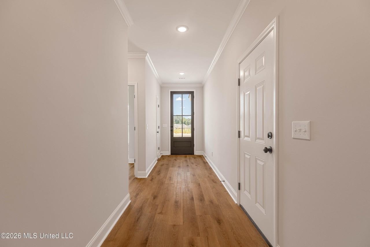 359 Willow Way - Photo 7 of 45