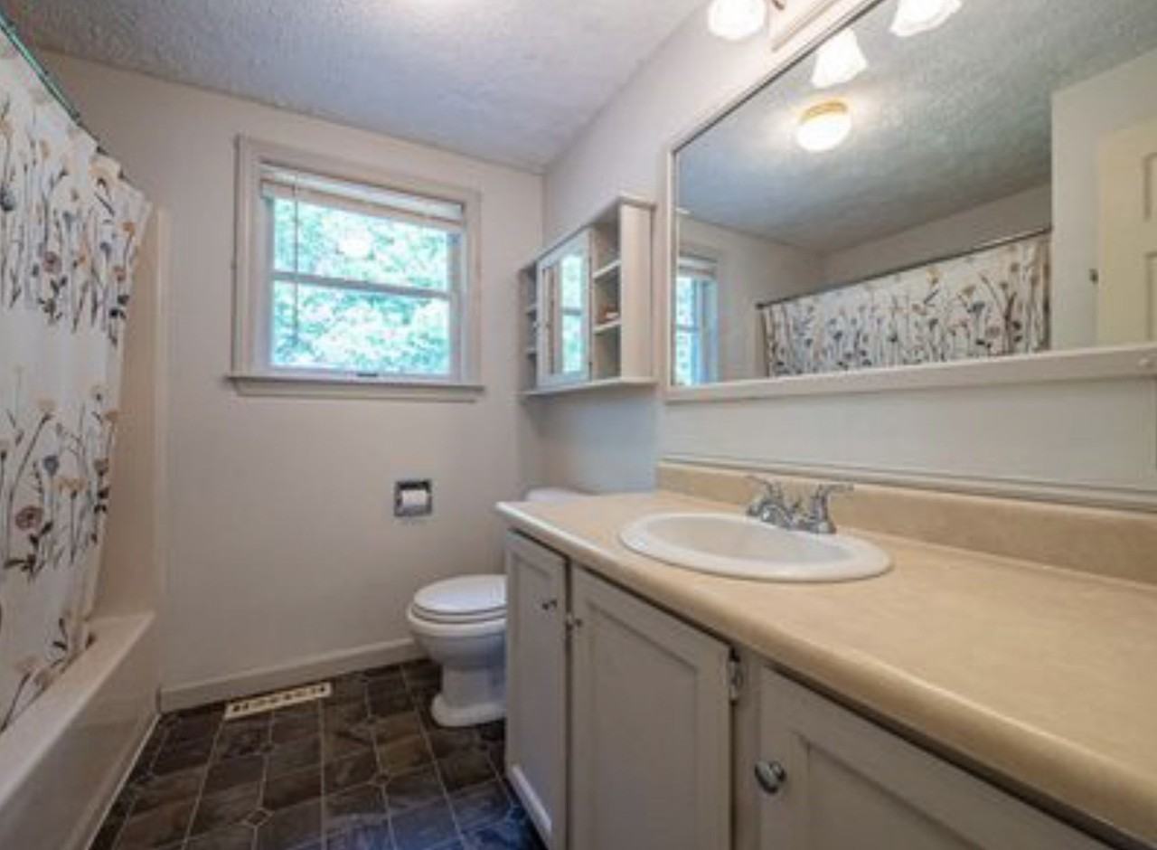 50 Buttonwood Rd #1 - Photo 5 of 5