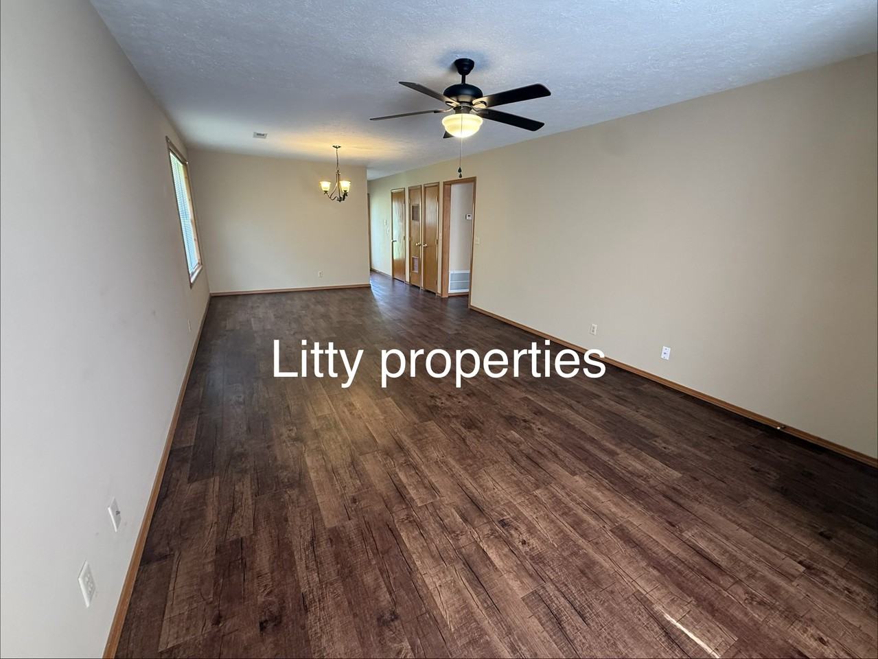 1505 Stonebrook Ct #1 - Photo 3 of 11