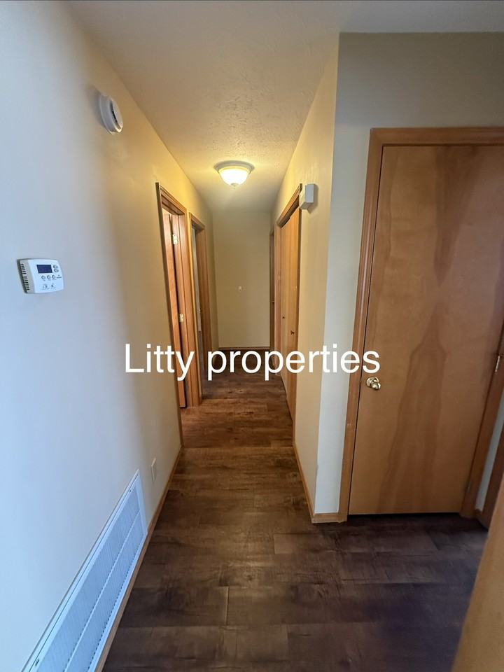 1505 Stonebrook Ct #1 - Photo 6 of 11