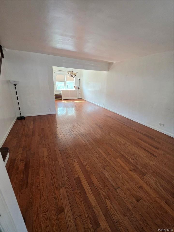 2316 97th St #1 - Photo 3 of 30