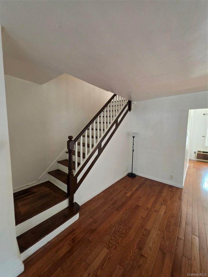 2316 97th St #1 - Photo 4 of 30
