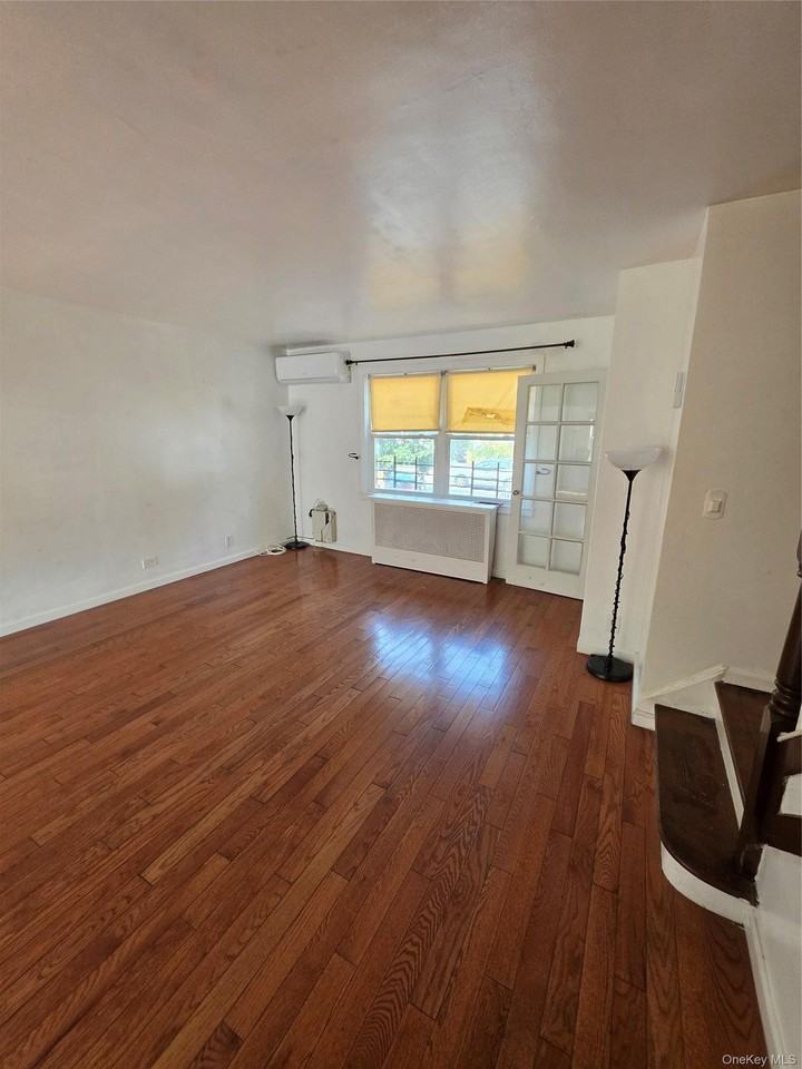 2316 97th St #1 - Photo 5 of 30