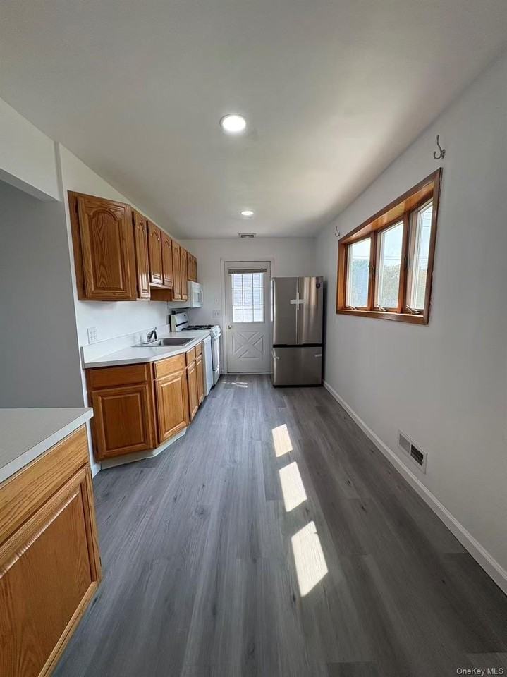 3 Grand Haven Dr - Photo 3 of 16