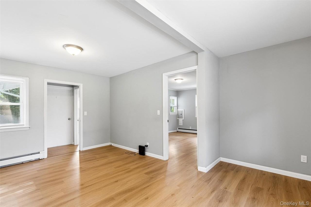 171 Wakeman Rd - Photo 7 of 18
